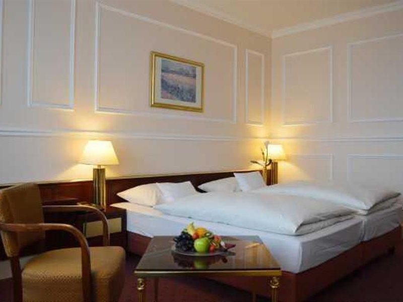 Centro Hotel Bristol Bonn Eksteriør billede