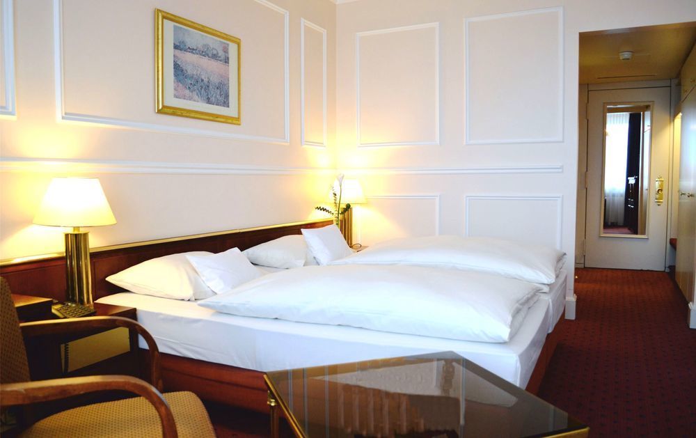 Centro Hotel Bristol Bonn Eksteriør billede